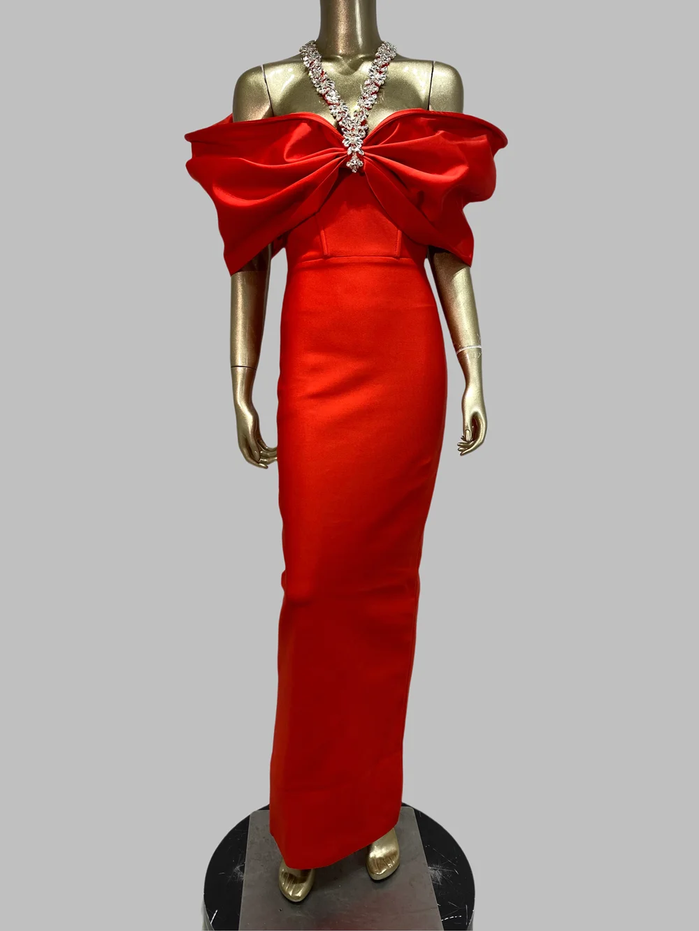 

Women Red Elegant Crystal Halter Off Shoulder Long Elastic Bandage Dress Birthday Celebrity Evening Party One Piece Gowns