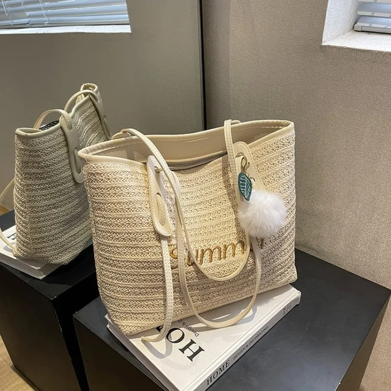 

Modern Handbag For Women A Piece Of Wearable Art For The Discerning And Style Aware Woman