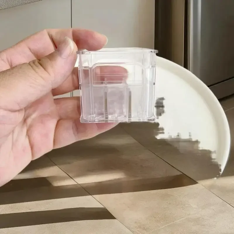 1/12 Puppenhaus Miniatur-Küchenspielzeugset; 4-teilige transparente Getränke-Aufbewahrungskörbe; Bier-/Kaffeehalter, Modell, Puppenhaus-Dekoration
