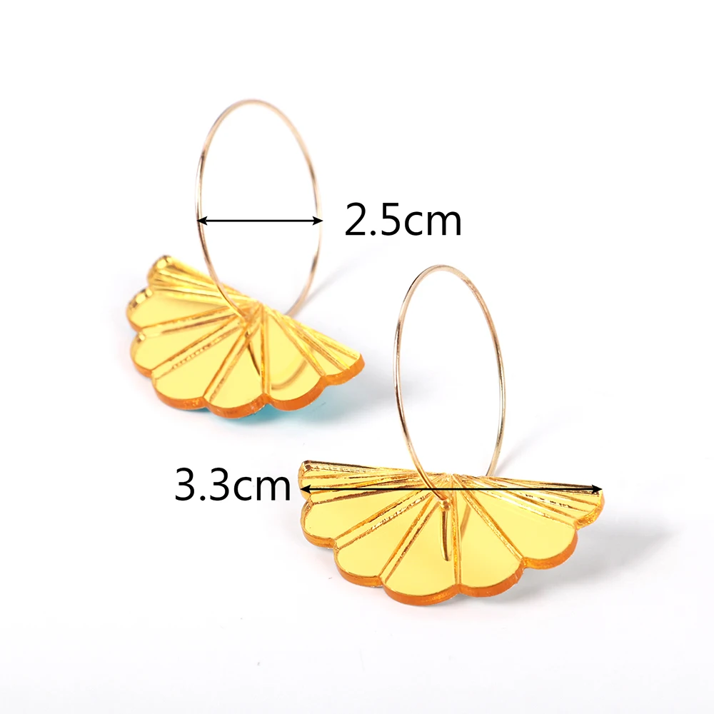 New Mirrored Fan-Shaped Acrylic Drop Earrings for Women 2023 Trending Purple Yellow Laser Geometric Dangle Earring Hoops Jewelry