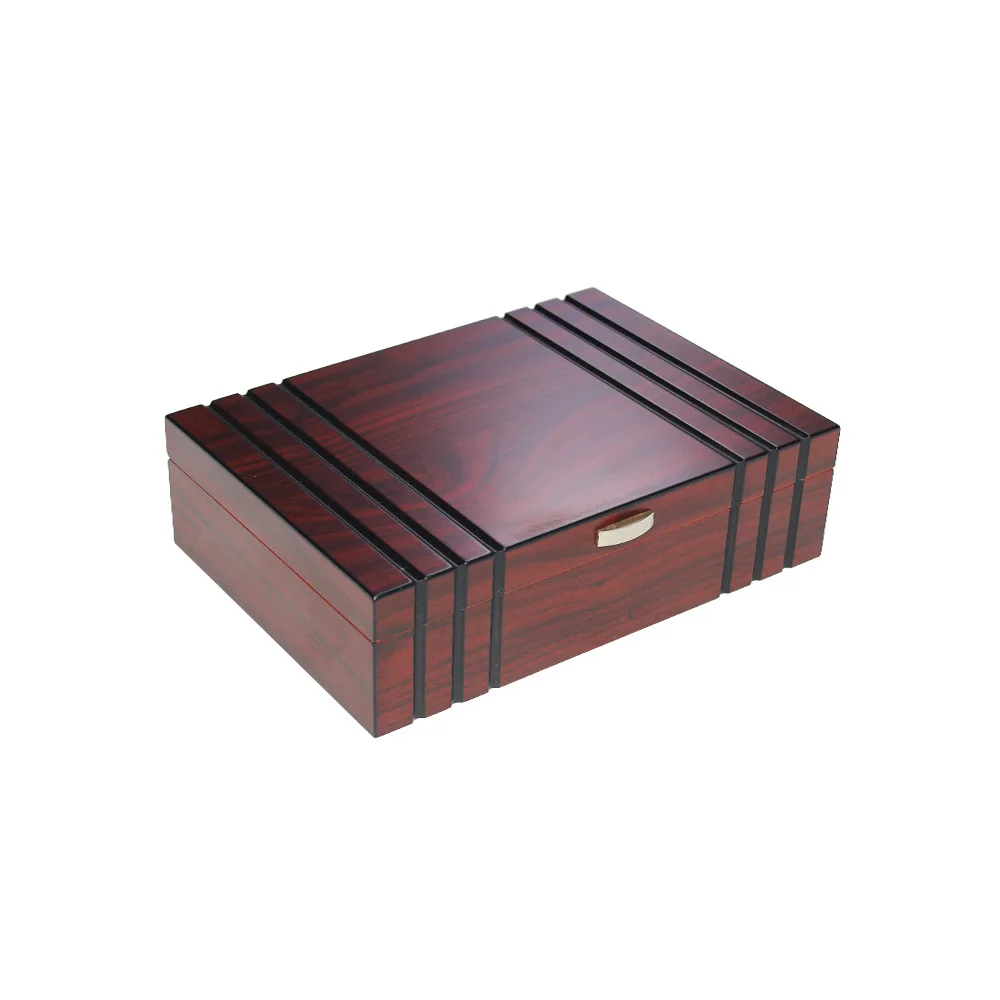 

2024 New design customized Handmade Cigar Humidor wood cigar cedar boxe manufacturer Accessories