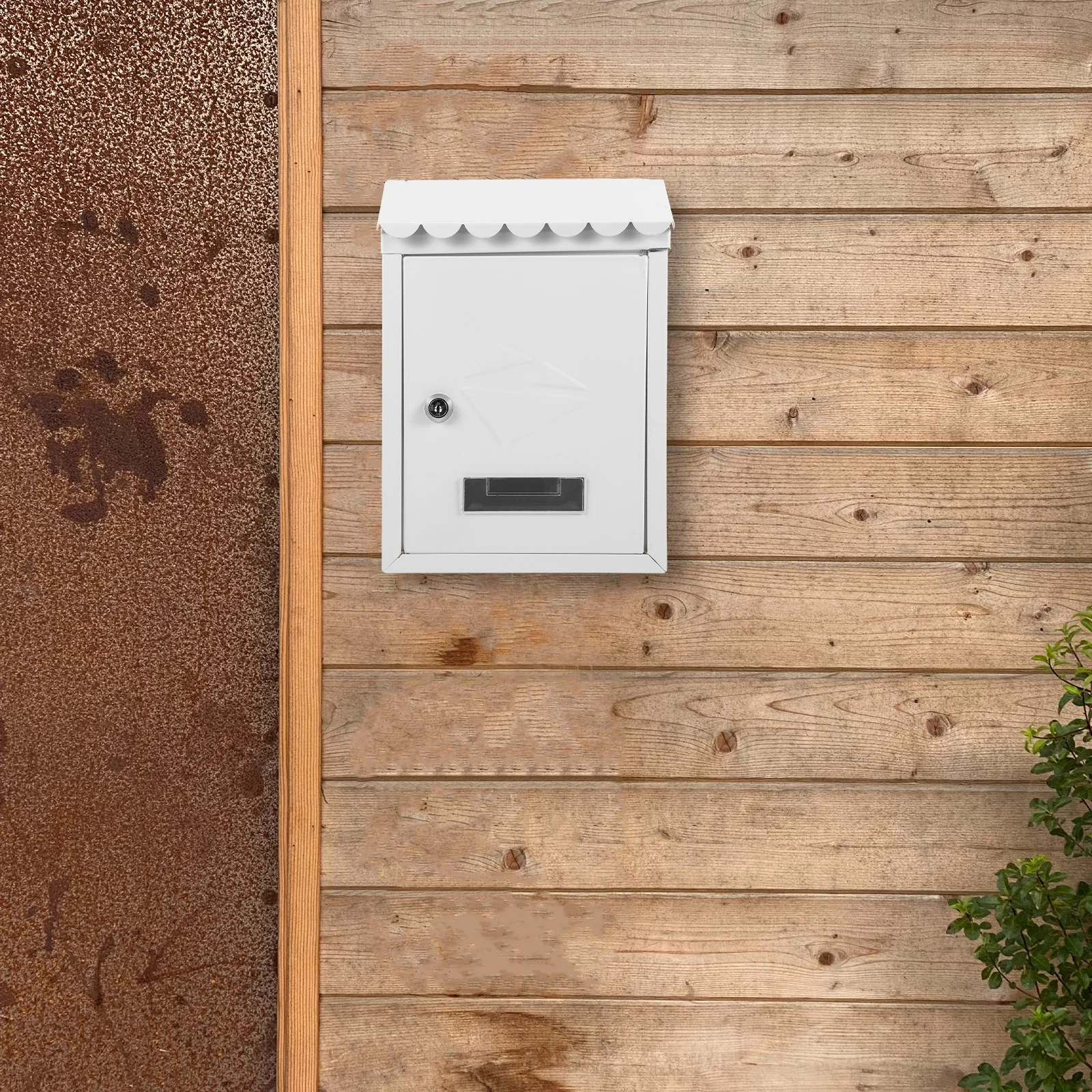 

Vintage Wall Mount Mailbox Retro Iron Letter Box for Communication Suggestions