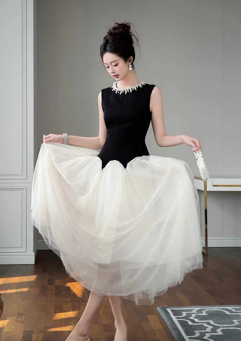 French Elegant Temperament Dress Beaded Round Neck Sleeveless High Waist Mesh Spliced A-line Socialite Long Evening Dress Women