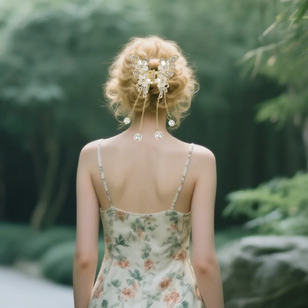 AWAYTR الخرز شرابة حجر الراين فراشة ذيل حصان مشبك شعر كراب إكسسوارات الشعر للنساء مقاطع الشعر دبابيس الشعر فتاة المشابك