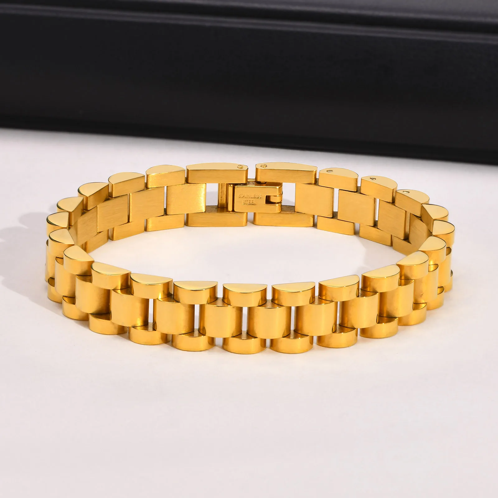 

Stainless Steel Jewelry Vintage Strap Bracelet Color Suitable For Wedding Birthday Party Mom Girlfriend Valentine's Day Gift