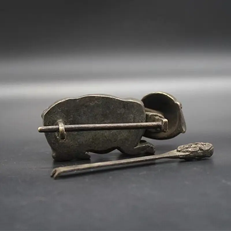 Old Chinese Ancient Chinese Brass Lock Pig Shaped Pendant Brass Lock