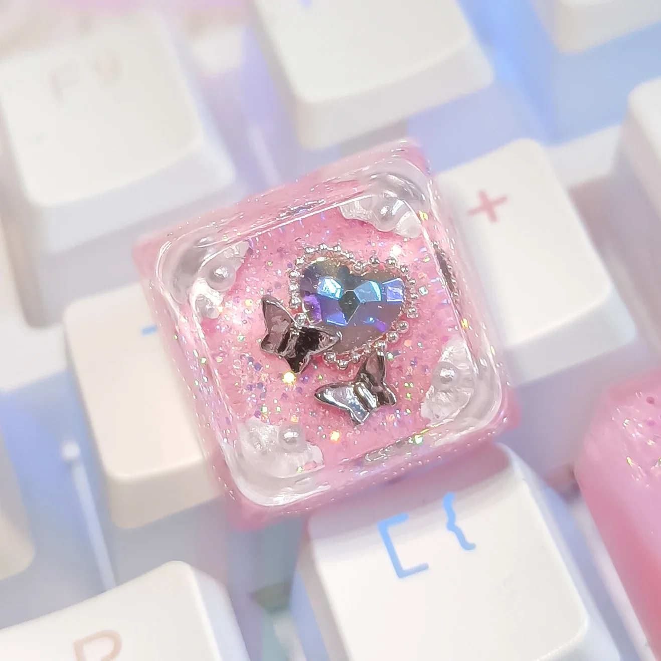 Princess Cloak | Heavy Industry Resin Keycaps Gothic Keycaps Single Butterfly Drill Mechanical Keyboard DIY Handmade Gift