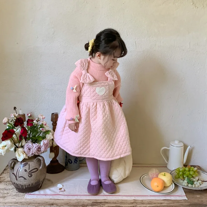 

Girls' Dress Korean Version 2022 Autumn and Winter New Girls' Bow Knot Love Western-style Plush Shoulder Belt Skirt