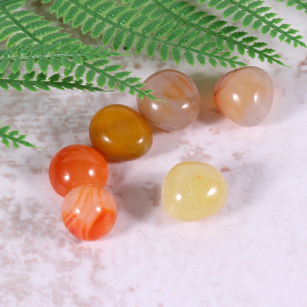 

Decorative Agate Stone Natural Gravel Fish Tank Aquarium Ornament Smooth Effect Various Colors Long Lasting Pet