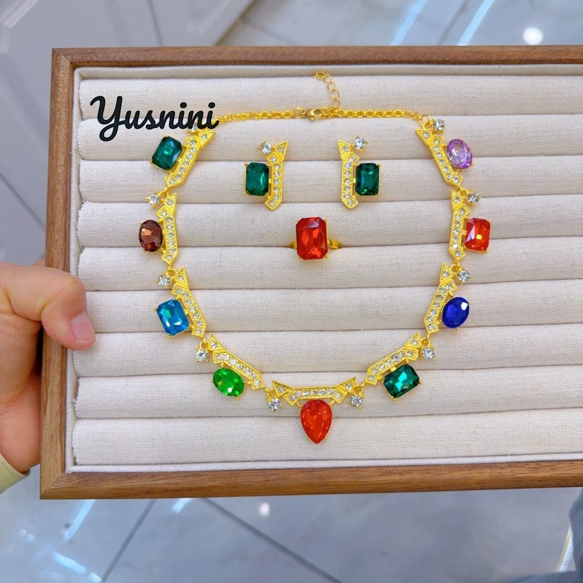 

Новое Дубайское 24-каратное позолоченное ожерелье, серьги, кольца, комплект ювелирных украшений для свадебной помолвки для влюбленных DD10716