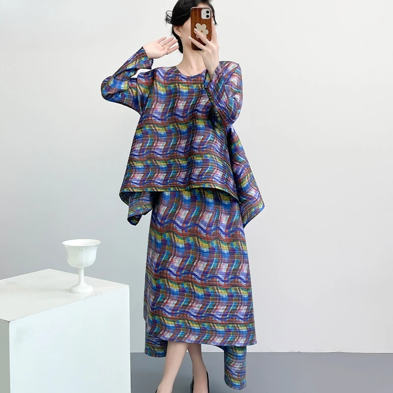 

Miyake Pleated 2025 Pleated Shirt, Fashionable and Casual, Loose Striped Rainbow Round Neck Long Sleeved Top, A-line Skirt Set