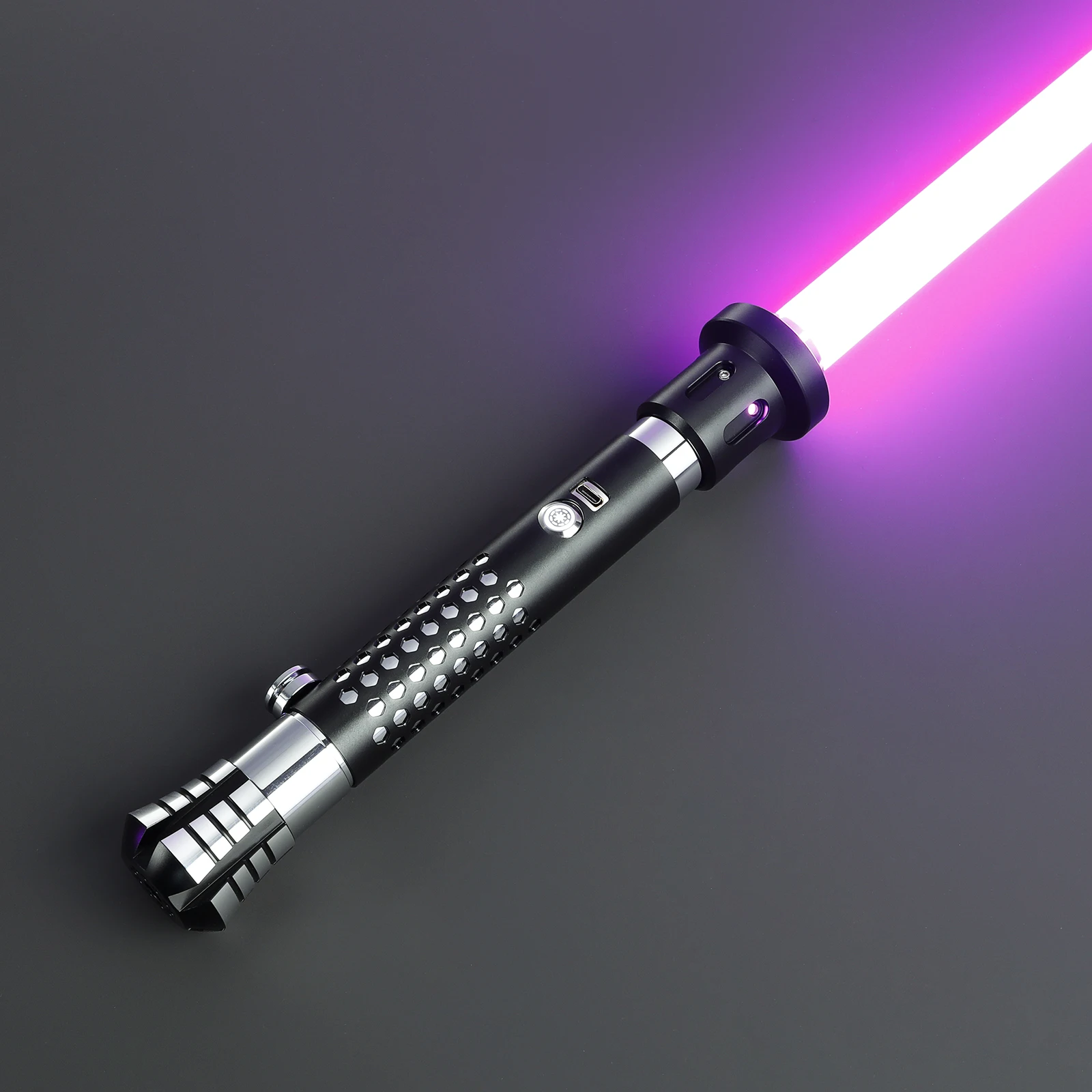 LGT Saberstudio Metal Hilt Force Heavy Dueling Light Saber Cambio colore infinito con 34 caratteri sonori Altalena liscia e sensibile