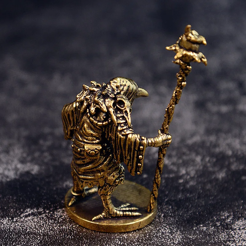 Domineering Wizard Bird Man Yellow and White Copper Vintage Antique Bronze Micro Carving Tea Pet