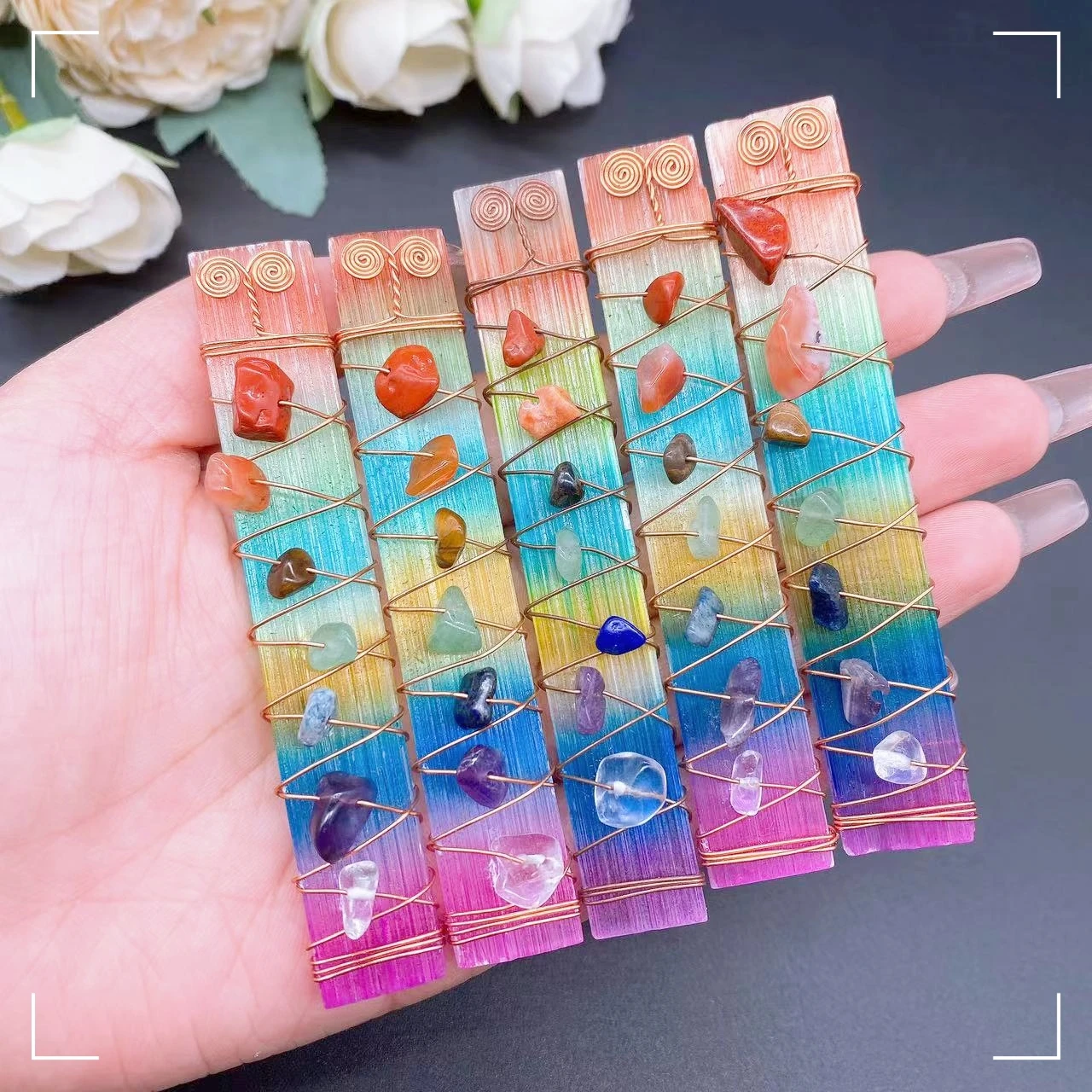 

Natural Selenite Seven Chakra Stick Wand Ranbow Plate Meditation Crystals Healing Stones Reiki Healing Stone Home Decoration