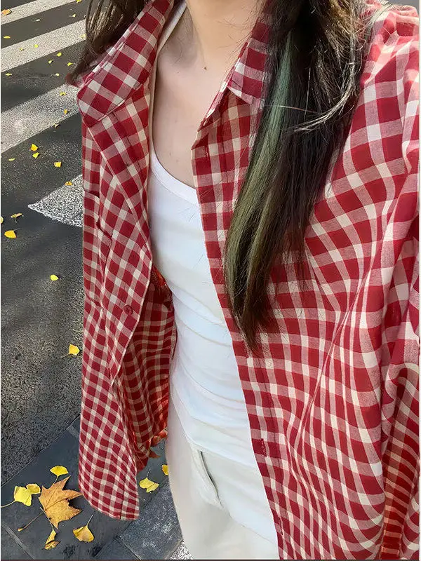

Свободная женская рубашка в корейском стиле с длинными рукавами, повседневная, в красную клетку, с защитой от солнца, летняя, модная, для ежедневной носки