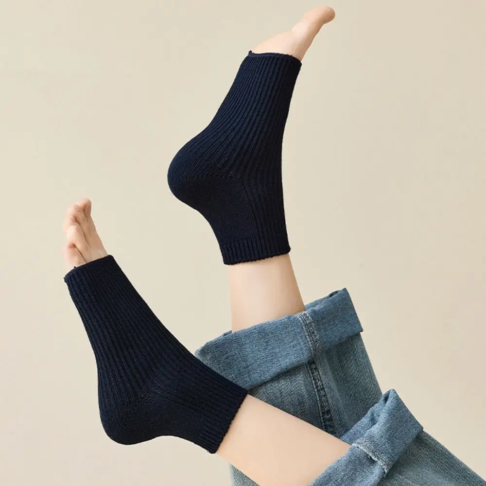 

3Pairs Casual Knitted Bare Toe Socks Simple Solid Color Short Tube Socks Anti-slip Hosiery Mid-calf Socks Women Streetwear