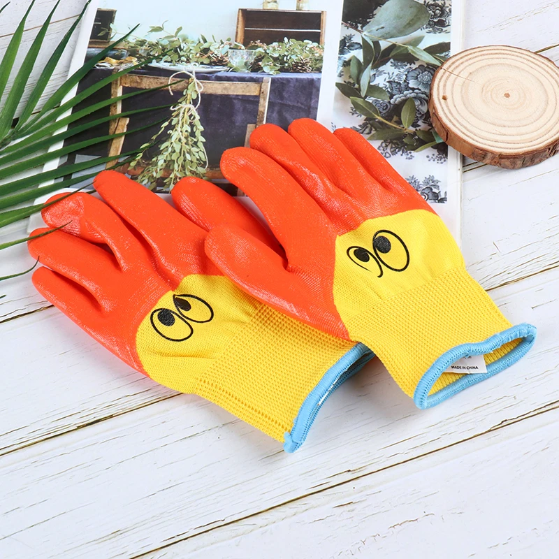 A Pair Breathable Children Garden Glove Durable Waterproof Protective Gloves