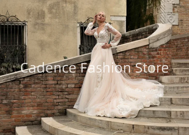 Vestidos de novia color champán personalizados, manga larga, Sexy, con cuello en V, Apliques de encaje, vestidos de novia bohemios, vestidos de novia para boda civil