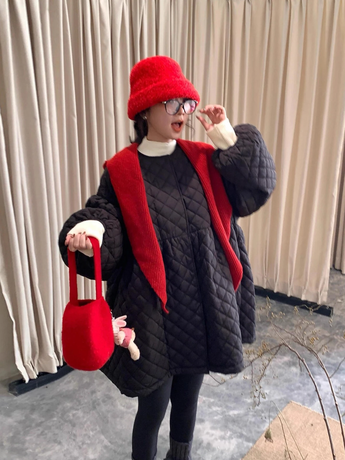 

Gagarich Cute Lingge Splicing Puffy Cotton Dress Women 2025 Winter New Style, Small and Loose A-line Short Parkas Dresses