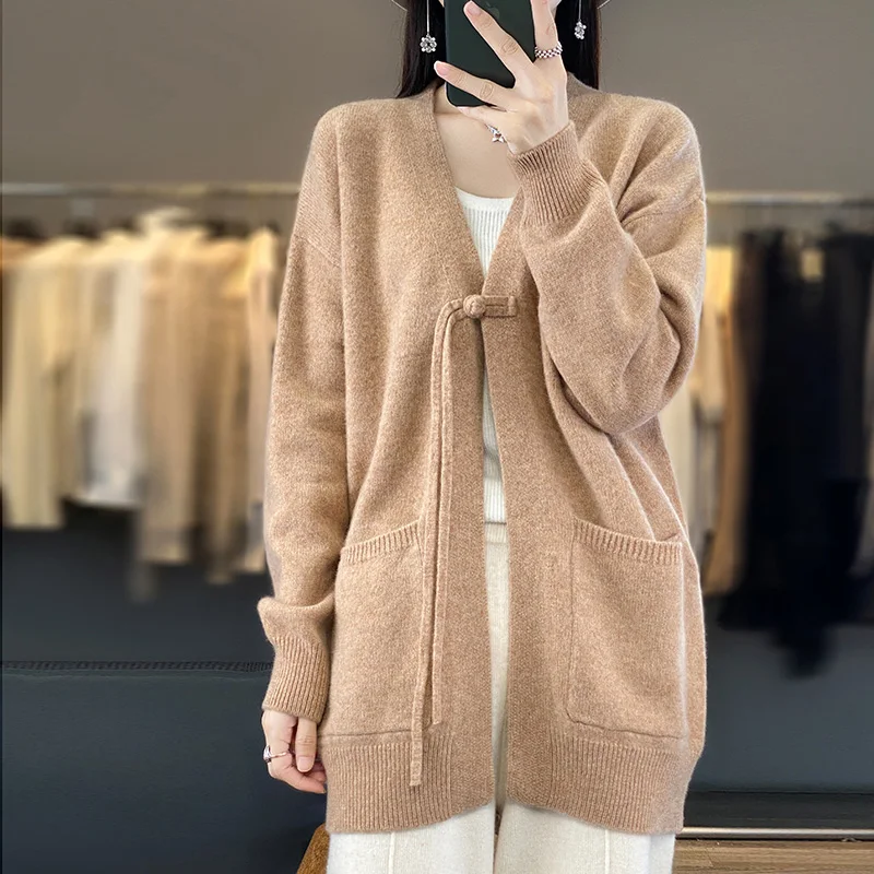 

Women's Chic Casual Loose 100% Merino Wool Knitwear Sweater Pocket Comfort Simple Soft Medium Style Thick Cardigan New Arrival
