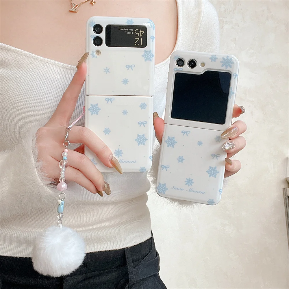 Korean Cute Floral Butterfly Heart Pearl Bracelet Folding Phone Case For Samsung Galaxy Z Flip 6 5 4 3 Stylish Girls Back Covers