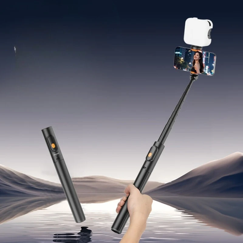 Selfie stick floor tripod handheld selfie portable one-click unfold cold boots bluetooth phone clip
