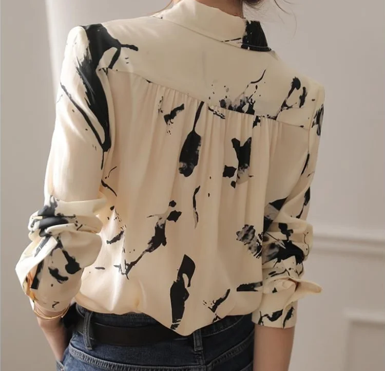 Nouvelle chemise à revers à manches longues et encre