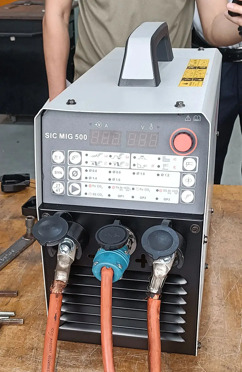 TLF SANYU Saldatrice ad arco schermato CO2 in carburo di silicio 100% CYCLE di alta qualità SIC MIG/MMA con CE