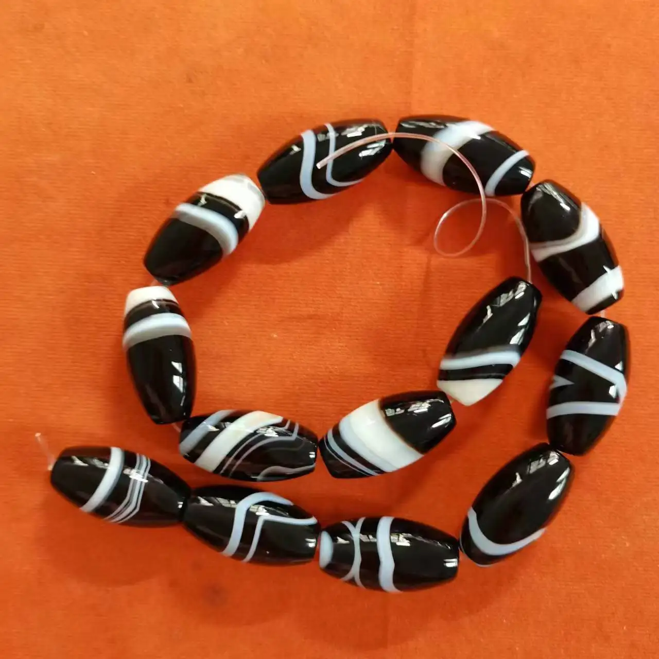 1pcs/lot natural stone homologous wide stripe wrapped silk old agate beads black white long bulk accessories gem jewelry amulet