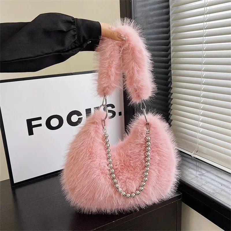 

Winter Women's Bags Faux Fur Bags for Woman Crossbody Plush Shoulder Bag Trendy Fashion Large Capacity Fluffy Handbag Female Bag