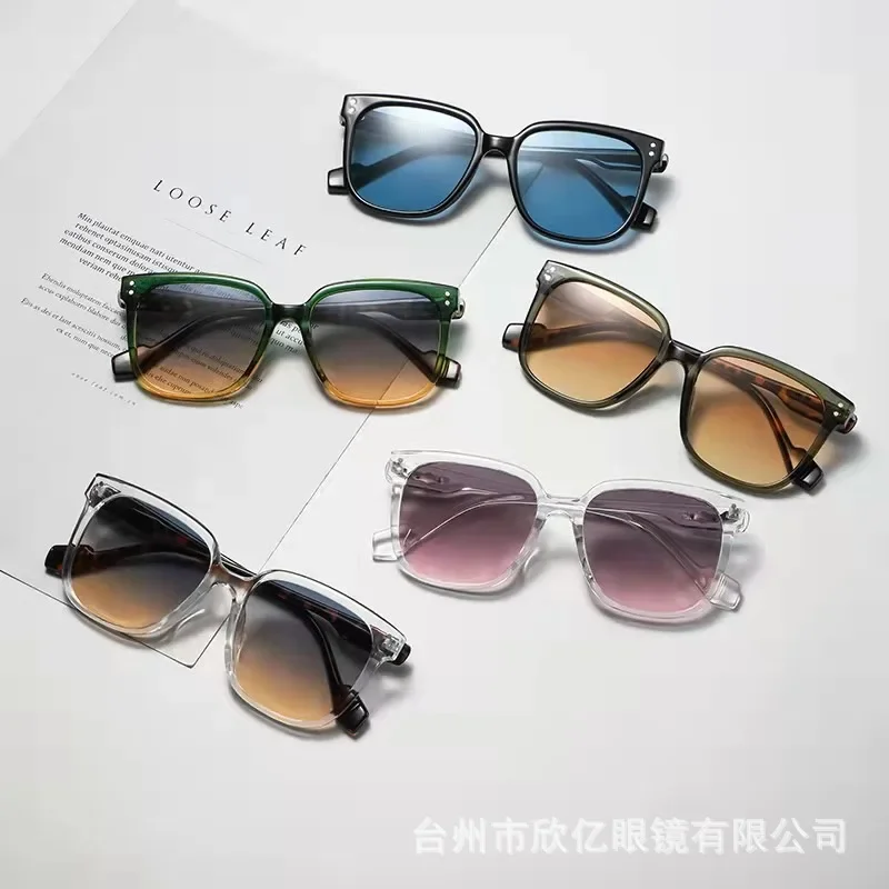 Vintage Square Sunglasses Women Designer Luxury Sun Glasses for Men Classic UV400 Outdoor Ladies Eyeglasses