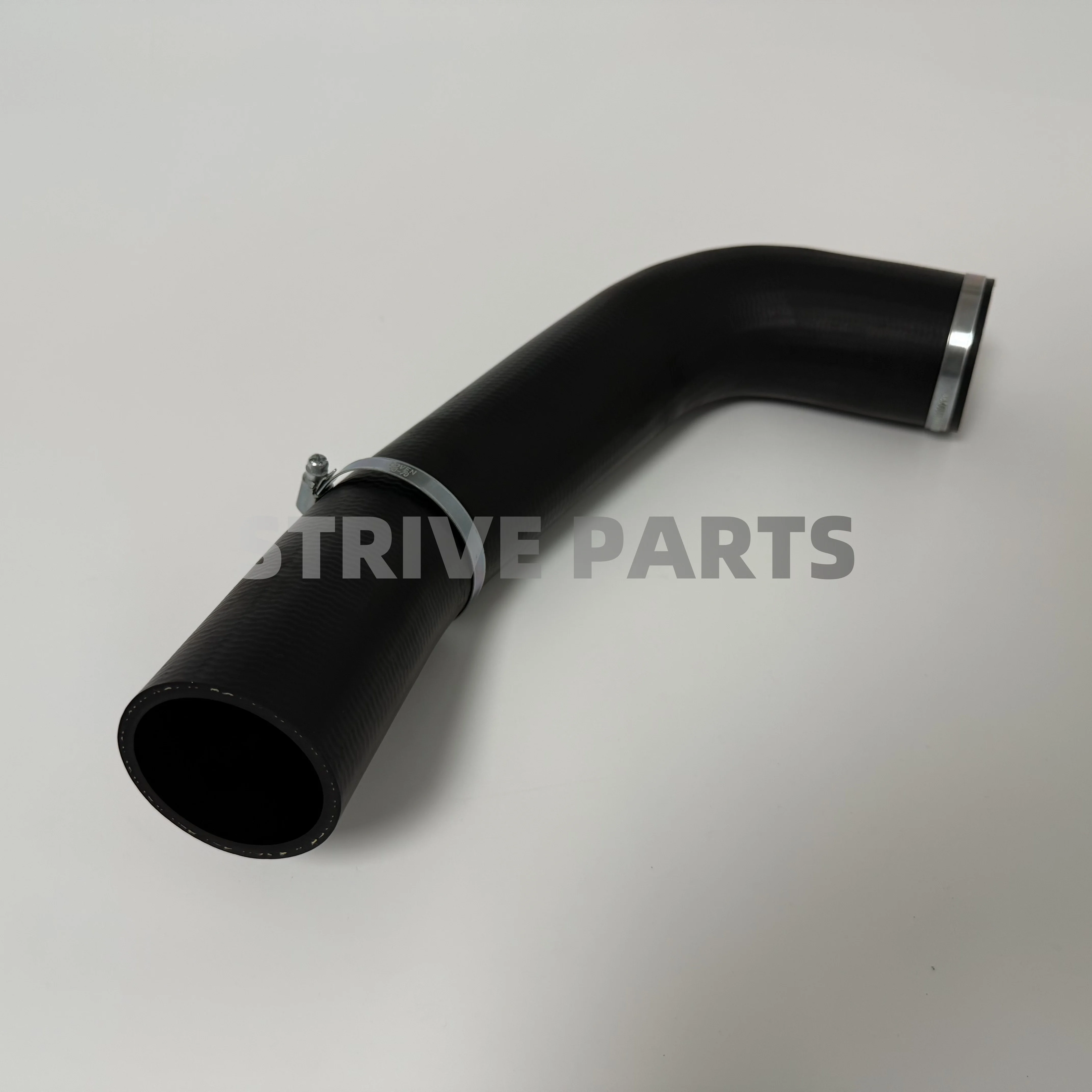 

OE1363611080 Турбошланг для Citroen Jumper II Fiat Ducato Peugeot Boxer 0382QS