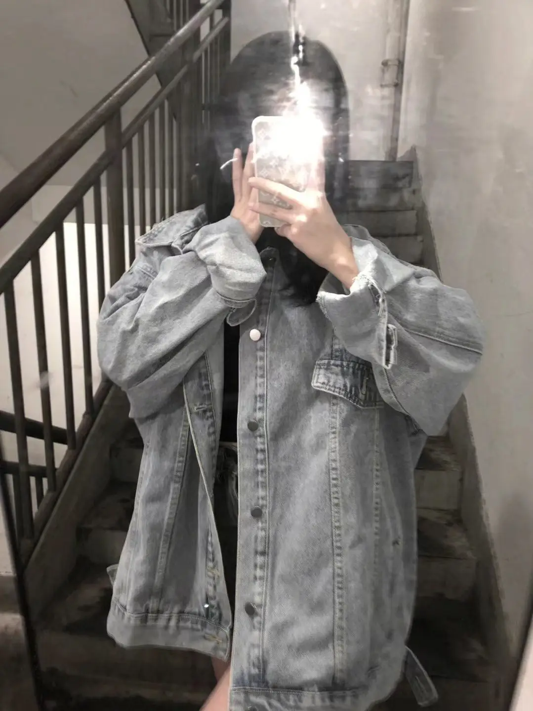 

Джинсовые куртки, популярная корейская женская одежда, стеганые короткие пышные куртки, теплые осенние повседневные элегантные пуговицы с передним карманом для отдыха