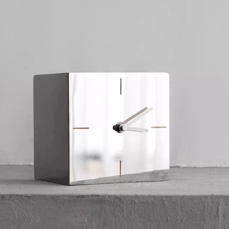 

Mirror Stainless Steel Wall Clock Bauhaus Silent Decorative Clocks Modern Home Decor Stylish Table Clock for Office Ornaments