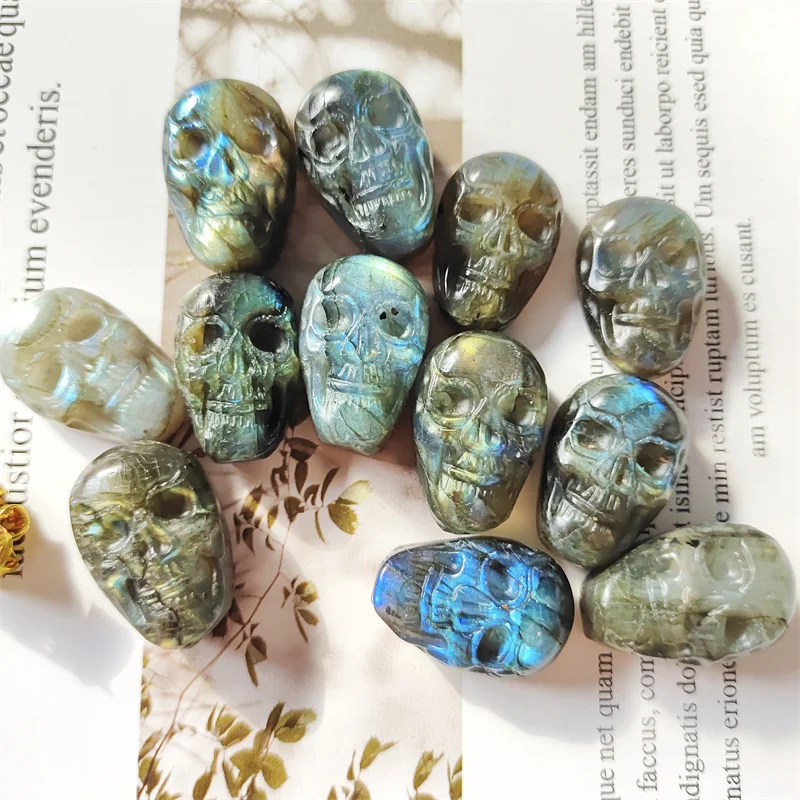 

Labradorite Skull Natural Stones Carving Gemstones Polished Quartz Crystal Healing Reiki Gems Home Decoration