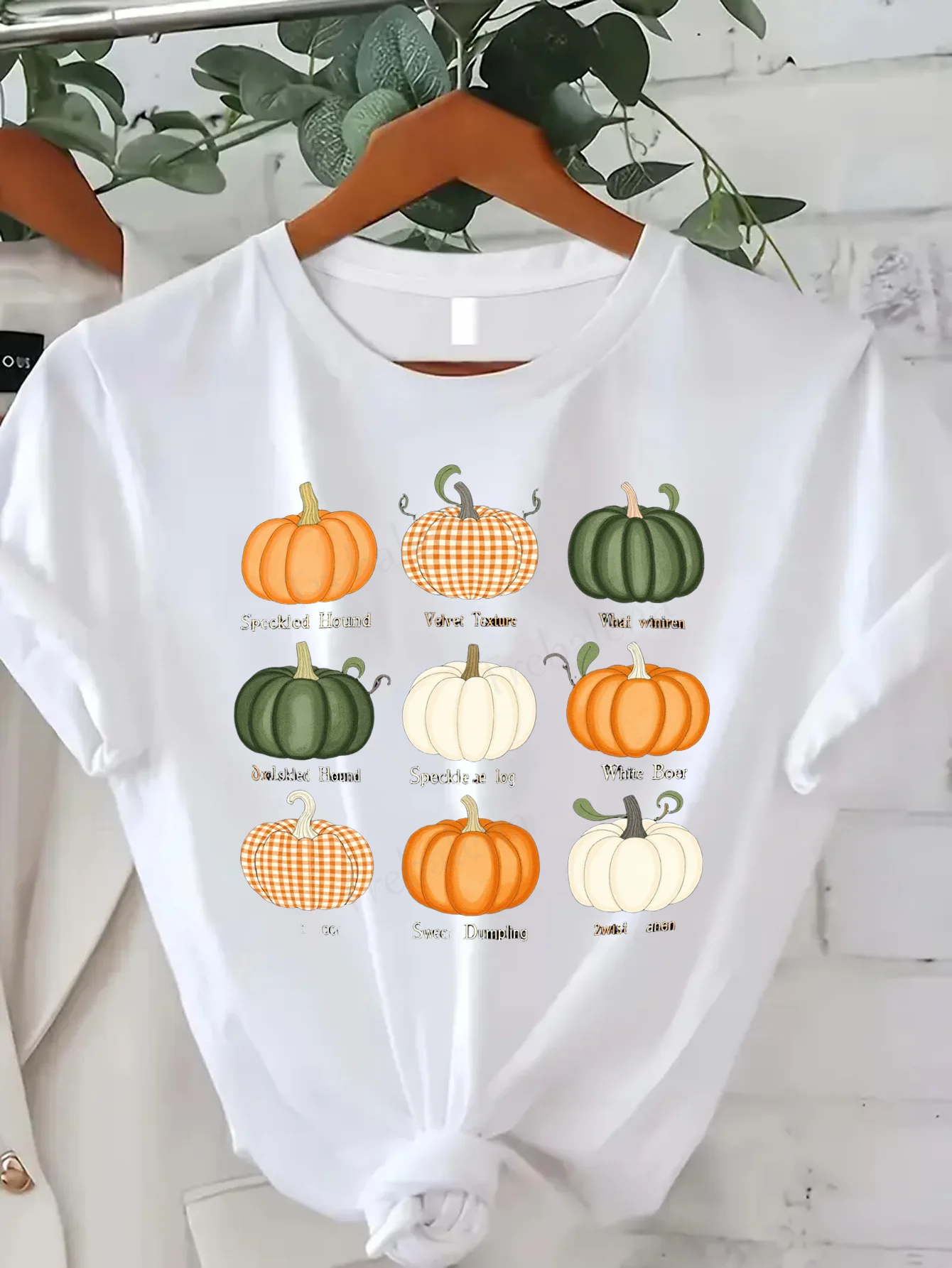 Camiseta feminina confortável com estampa de abóbora - Colheita de outono Camiseta feminina com estampa de abóbora fofa