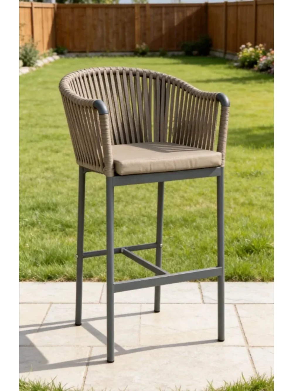 #Outdoor Aluminum Rattan Bar Stool Modern Linear Style PE Wicker Bar Chairs for Hotels Restaurants Bistros