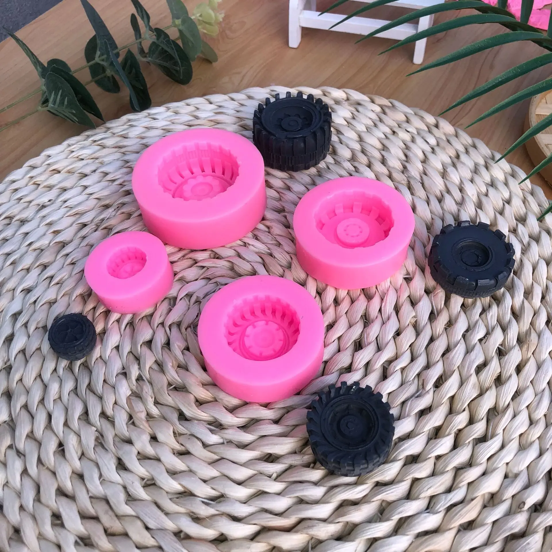 utensilios-de-silicone-pequenos-para-confeitaria-e-decoracao-de-bolos-ferramentas-diy-para-gesso-aromatico-variedade-de-padroes-com-design-de-pneu