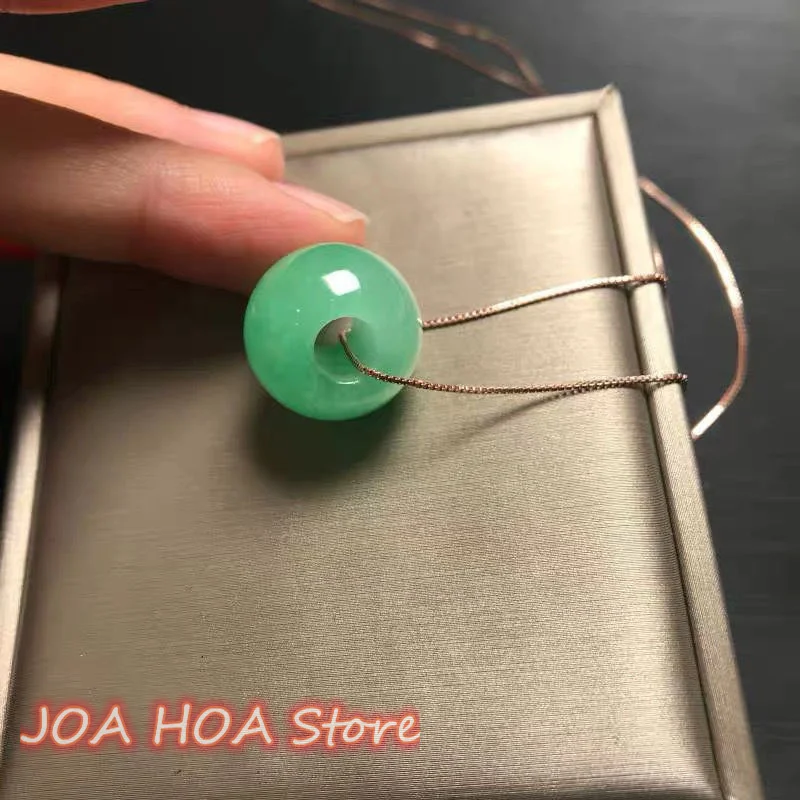 Emerald Light Green Natural A Goods Jadeite Hand-carved Jade Pendant Additional Necklace Chain Boutique Jewelry