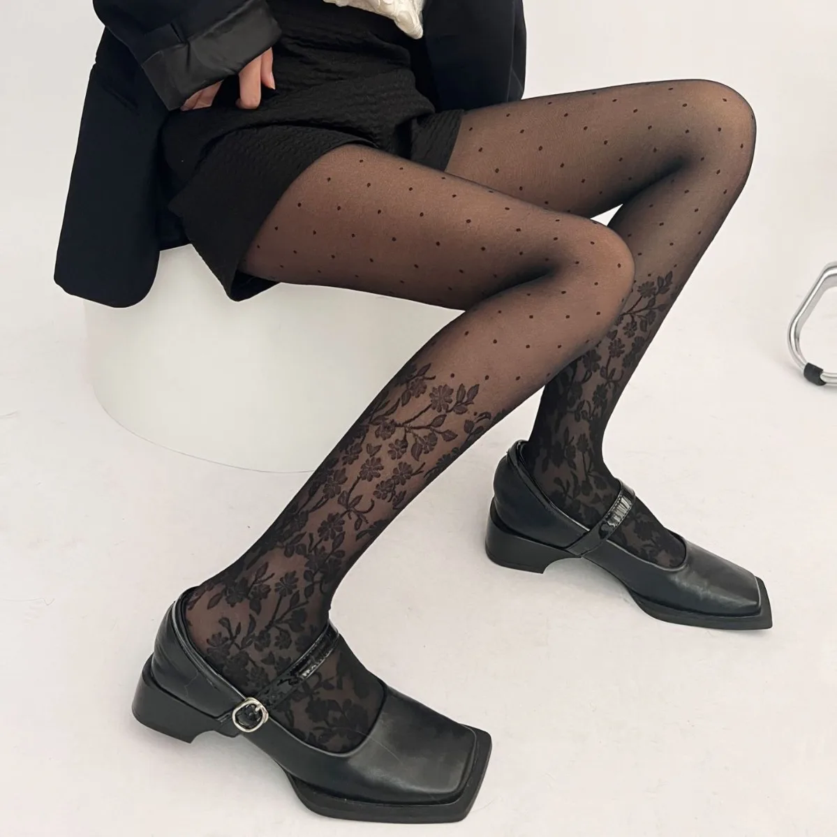 

Fashion Personality Calf Flower Jacquard Hottie Polka Dot Pantyhose Sexy Black Thin Sheer Stretch Slimming Tights