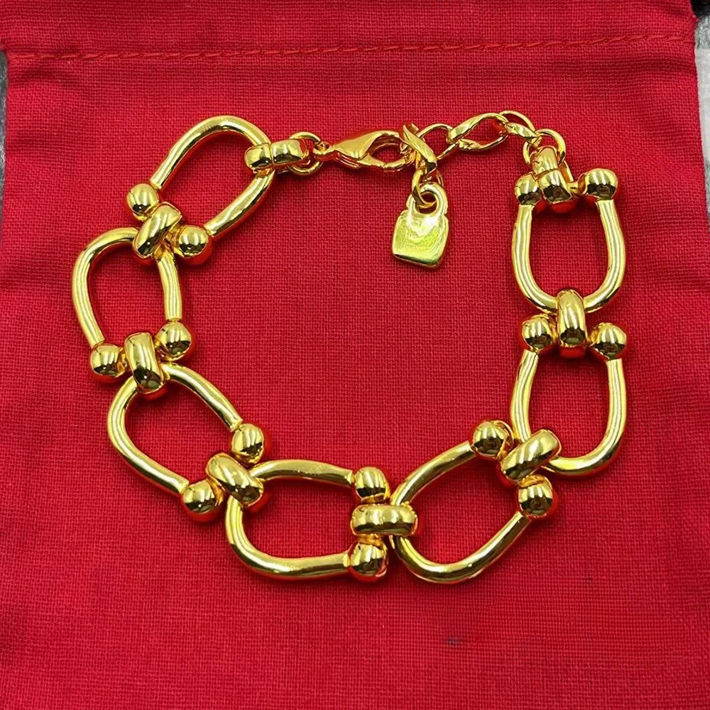 Spain UNO 2024 Retro Metallic Gold U-shaped Horseshoe Buckle Chain Bracelet Couple Accessories Valentine's Day Gift, Bag