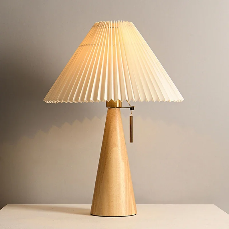 Nordic Retro Pleated Table Lamps Solid Wood Desk Lights Korean Bedside Night Light Pleated Lampshade Home Japanese E27 Lighting