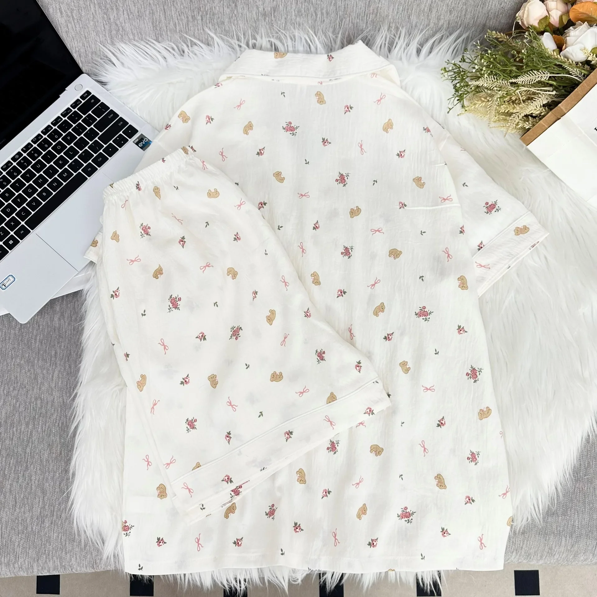 Minimally Designed Sleepwear for Women in Summer Featuring Loose Floral Shortsleeved Shorts and Thin Home Outfit Set Homewear 4