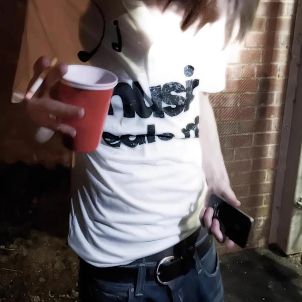 Y2K قميص بولو بأكمام قصيرة نمط مطبوع بأكمام قصيرة قوطي داكن ريترو ستايل صيفي ملابس الشارع