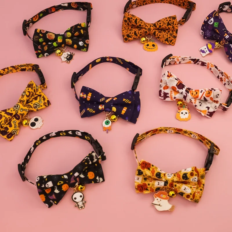 Pet collars for Halloween with various styles, detachable bow collars, holiday printed patterns, dog collars, cat collars