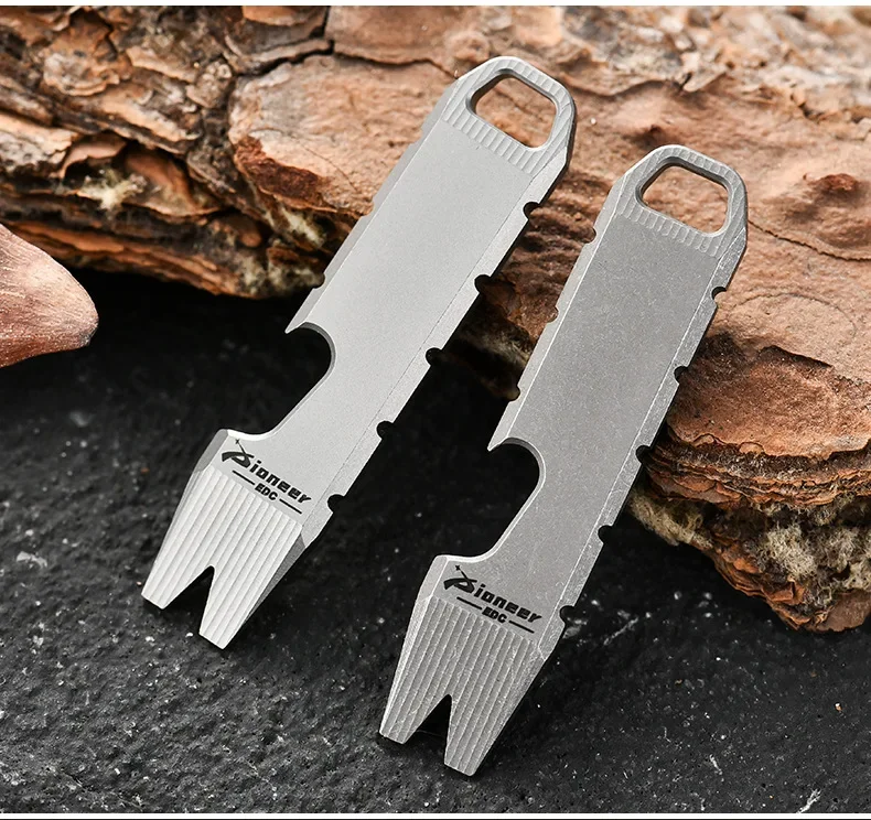 Titanium Alloy Mini Tide Play Crowbar Opener EDC Personalized Titanium Alloy Tide Play Accessory Hanging