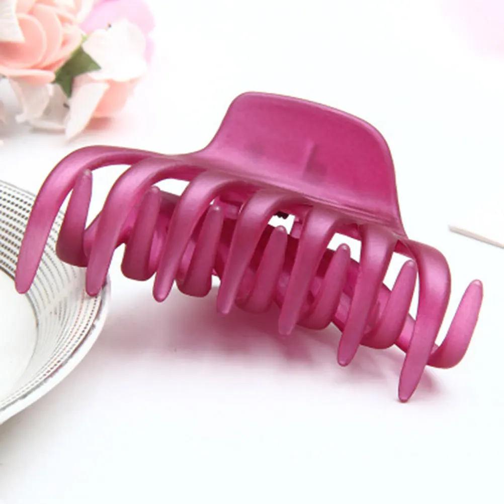 

5Pcs Simple Hair Claw Clips with Smooth Locking Teeth for Women Girls Non-Slip Water-Resistant Shower Hair Styling Tool Mixed