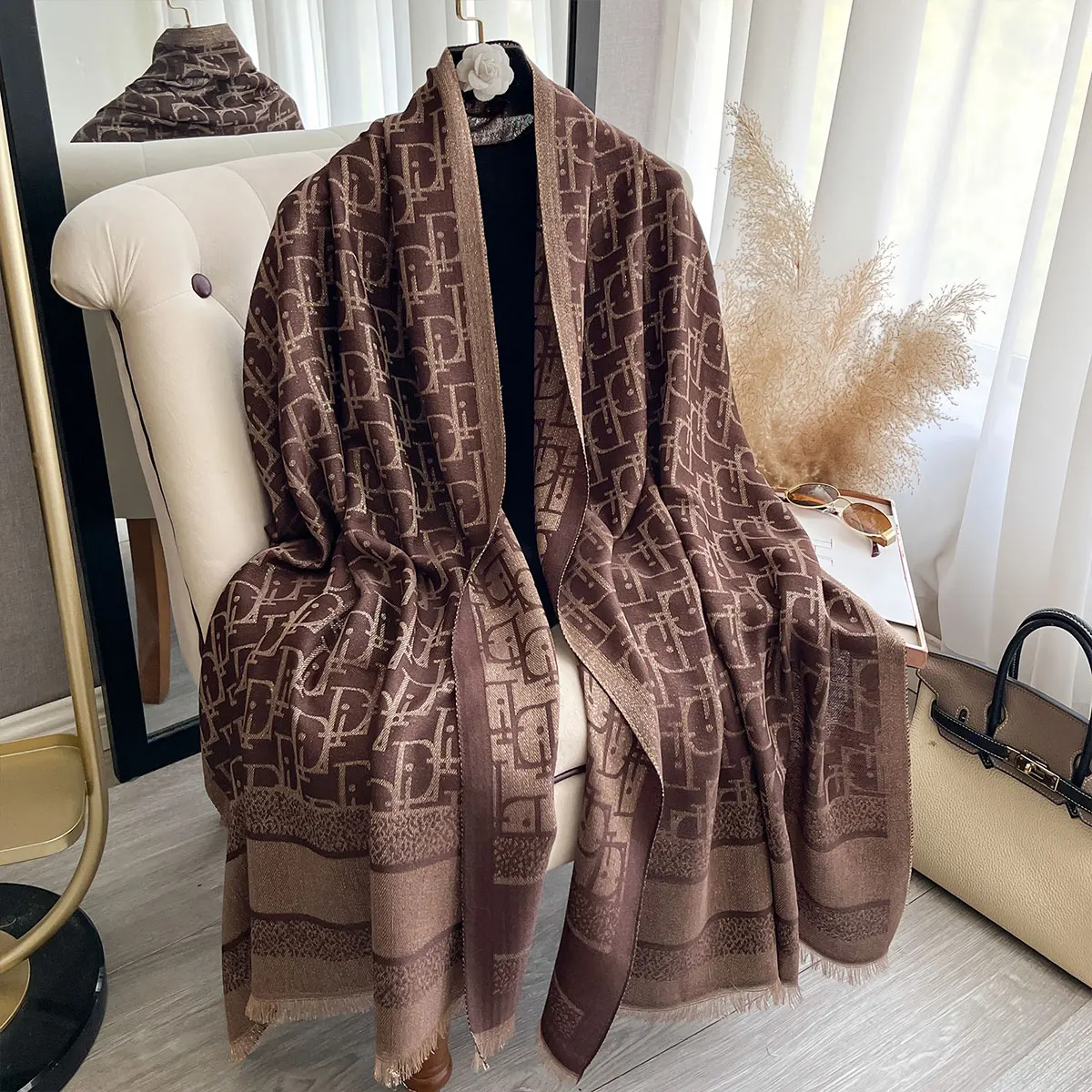 

2026 Ladies Muslim Hijab Golden Thread Scarves Spring and Autumn Sun Protection Decoration Shawl Foulard Wrap Headscarf Scarf