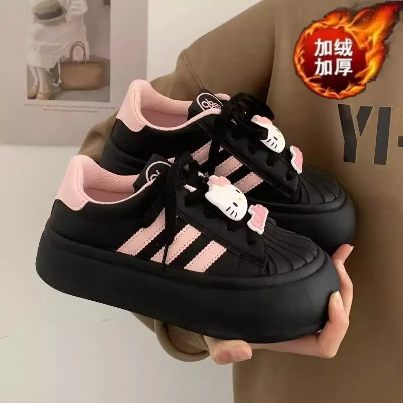 Sanrios Shoe Children Hello Kittys Winter Velvet Thicken Keep Warm New Kawaii Cartoon Feature Versatile Leisure Sneakers