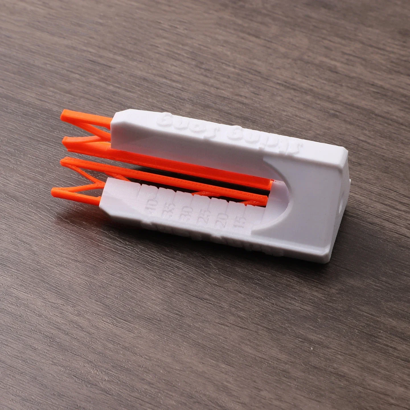 1 Stück 3D Tri-Liner Bogenschießen Spin Vane Fletching Jig Passend für 3,2-6mm Pfeilschaft Zubehör – Detail 3